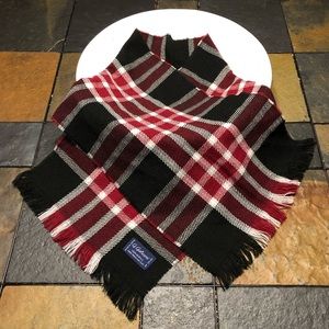 Cozy!! G. Galvani Plaid Black Red & White Scarf